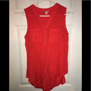 Pretty flowy tank top.